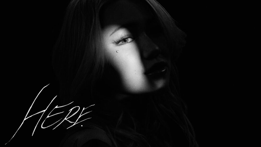 LANA「HERE」