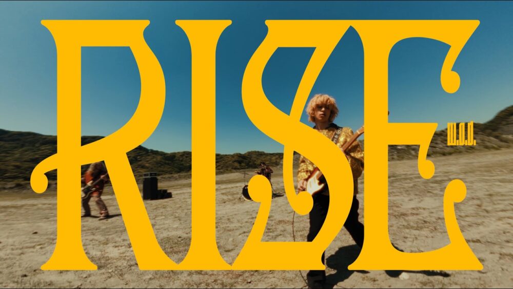 「RISE」